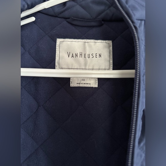 Van Heusen Women’s Vest - Navy Blue - Size XS. - Picture 6 of 6